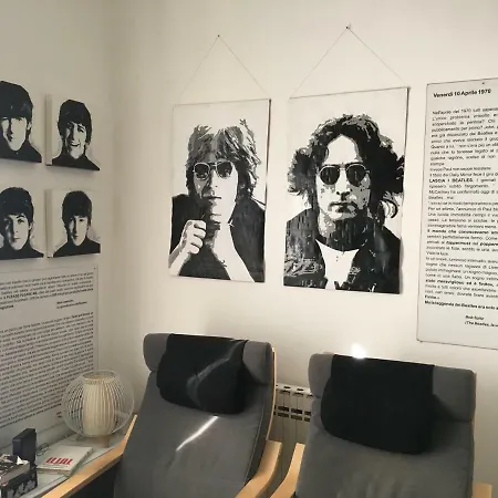 住宿加早餐酒店 4 In Piazza 索尔索